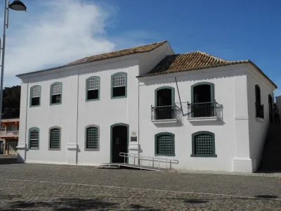 LAGUNA Exclusive - HISTÓRIA, CULTURA, PRAIAS, E ENCONTRO COM OS BOTOS